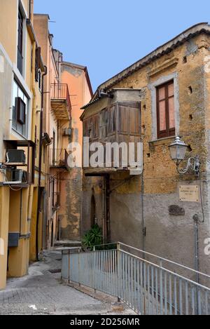 Dorf Naso Sizilien Italien Dame gaga Großvater emigrierte von naso Stockfoto