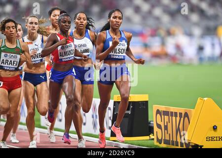 Ajee Wilson (USA), Rose Mary Almanza (Kuba), Rababe Arafi (Marokko). 800 Meter Frauen, Halbfinale. IAAF Leichtathletik-Weltmeisterschaften, Doha 2019 Stockfoto