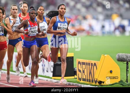 Ajee Wilson (USA), Rose Mary Almanza (Kuba), Rababe Arafi (Marokko). 800 Meter Frauen, Halbfinale. IAAF Leichtathletik-Weltmeisterschaften, Doha 2019 Stockfoto