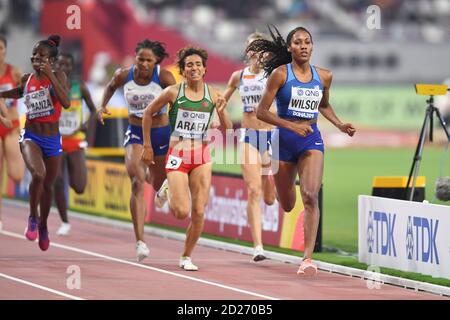 Ajee Wilson (USA), Rose Mary Almanza (Kuba), Rababe Arafi (Marokko). 800 Meter Frauen, Halbfinale. IAAF Leichtathletik-Weltmeisterschaften, Doha 2019 Stockfoto