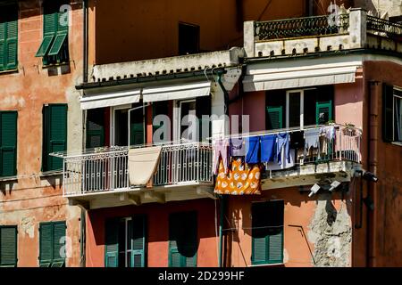 Bunte Häuser in venedig, in cinque terre, Ligurien, Italien Stockfoto