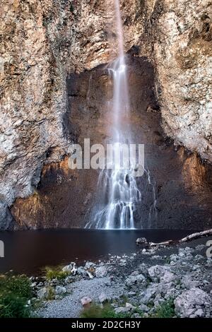 Genießen Sie die Magie von Fairy Falls, Yellowstone National Park, Wyoming, USA Stockfoto