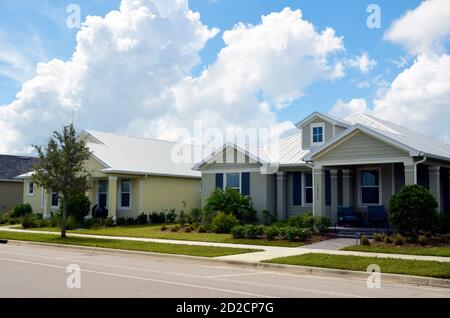 Häuser auf der Babcock Ranch, einer Solar betriebenen Gemeinde im Südwesten Floridas, die die Sonne nutzt, um Häuser zu versorgen und Strom von Fahrzeugen zu erzeugen Stockfoto
