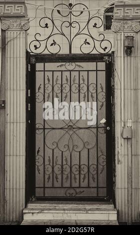 Saudi Door - Antike Sepia Stockfoto