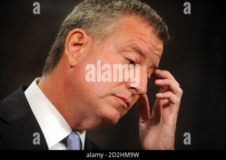 NEW YORK, NY - 23. OKTOBER: Der New Yorker Bürgermeister Bill De Blasio veranstaltet am 23. Oktober 2015 eine Pressekonferenz im Blue Room im Rathaus in New York City. Personen: Bill De Blasio Kredit: Hoo-me / MediaPunch Stockfoto