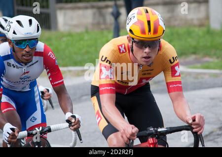 INDSGAUL MADSEN Jacob (NOR) (Uno-X Pro Cycling Team) Platz 2 und DEBESAY Yakob (ERI)(Equipe continentale Groupama-FDJ) 3. Platz bei Piccolo Giro di Stockfoto