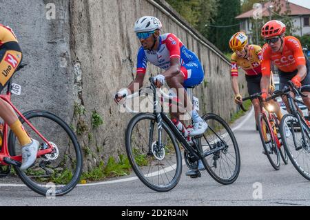 Oggiono (Lc, Italien. 4. Oktober 2020. oggiono (lc), Italien, 04. Oktober 2020, DEBESAY YAKOB (ERI)(Equipe Cycliste Groupama-FDJ) - 3. Platz am Piccolo Giro di Lombardia 2020) während der Piccolo Lombardia - unter 23 - Straßenradeln - Credit: LM/Antonino Caldarella Credit: Antonino Live Caldarella/LPS/ZUMA Wire/Alamy Live News Stockfoto