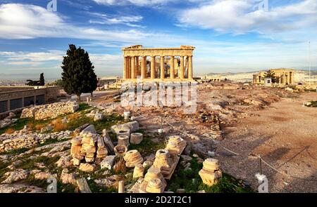 Parthenon Tempel am Tag. Die Akropolis in Athen, Griechenland Stockfoto
