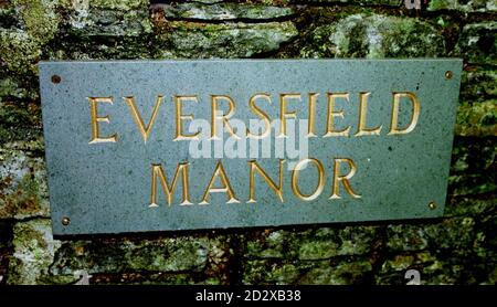 Das Schild am 'Eversfield Manor', das Haus von James Hewitt in Bratton Clovelly, Devon heute (Dienstag). Foto Barry Batchelor/PA Stockfoto