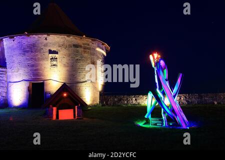 Burg Veste Kronach, beleuchtet bei der jährlichen Veranstaltung Kronach glänzt, Oberfranken, Deutschland / Burg Veste Kronach, erleuchtet bei der jährlichen ve Stockfoto