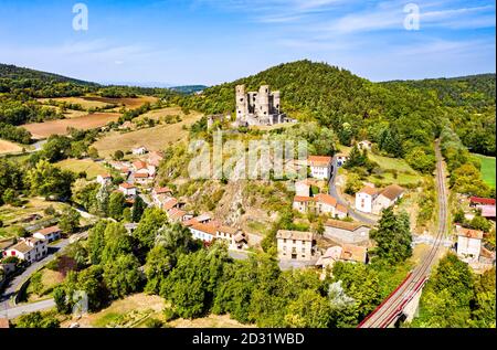 Ruinen von Domeyrat Castle in Auvergne, Frankreich Stockfoto