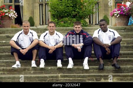 Der neue Everton-Signing James Beattie wird der Menge vorgestellt Stockfoto