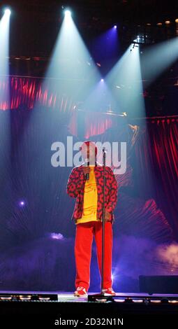 Jamaikanischer Reggae-Star Jimmy Cliff bei den MOBO (Music of Black Origin) Awards 2002 in der London Arena in den Londoner Docklands. Stockfoto