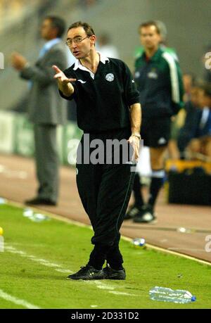 Glasgow Celtic Manager Martin O'Neill während der zweiten Hälfte des UEFA Cup Finales zwischen Celtic FC und FC Porto im Estadio Olimpico. Stockfoto