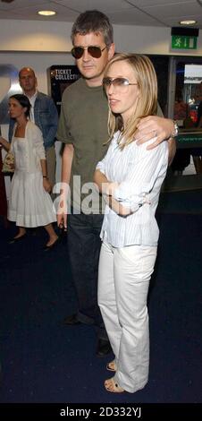 Sam Taylor-Wood und Jay Jopling, bei der Ankunft im Odeon Covent Garden in London für die britische Charity-Filmpremiere von Hoover Street Revival. Stockfoto