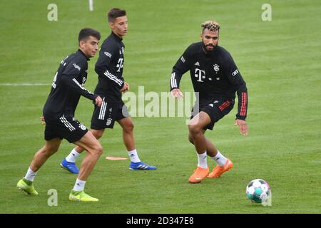 Von links: Marc ROCA (FC Bayern München), Tiago DANTAS (FC Bayern München), Eric Maxim Choupo-Moting (FC Bayern München), Action, Duelle. FC Bayern München Neulinge. Training in der Saebener Straße. Fußball 1. Bundesliga, Saison 2020/2021 am 07.10.2020. Weltweite Nutzung Stockfoto