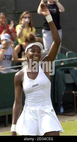 Die US-Amerikanerin Venus Williams feiert ihren Sieg. Stockfoto