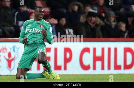 Watfords Ken Sema feiert das dritte Tor seines Spielers während des Premier League-Spiels im Vitality Stadium, Bournemouth. Stockfoto