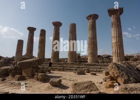 Das Tal der Tempel, der Tempel der Herakles ist ein alter griechischer Tempel in der antiken Stadt Akragas, im Valle dei Templi in Agrige Stockfoto