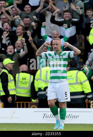 Celtic's Leigh Griffiths feiert seine Seiten zweite Ziel zählen während der LADBROKES Scottish Premier League Spiel im Fir Park Stadium, Motherwell. Stockfoto