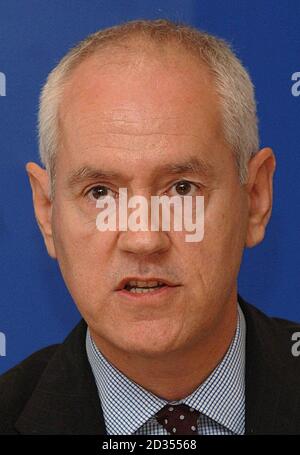 Der Direktor der Staatsanwaltschaft Sir Ken Macdonald QC gibt seine Entscheidung im Fall Alexander Litwinenko bekannt. DRÜCKEN SIE ASSCIATION Photo. Stockfoto