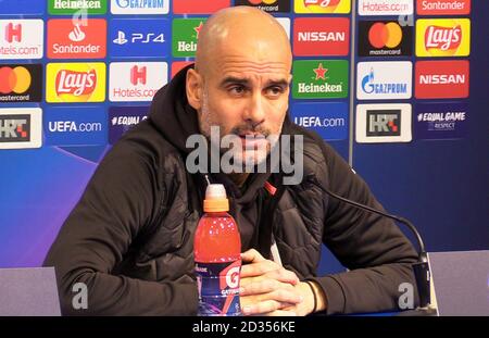 Screengrab aus PA Video von Manchester City Manager Pep Guardiola während der Pressekonferenz im Maksimir Stadion in Zagreb. Stockfoto