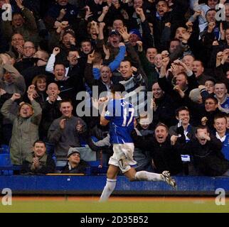 Evertons Tim Cahill feiert sein Ziel Stockfoto