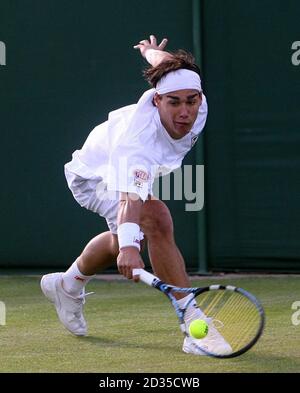 Der französische Fabio Fognini in Aktion während der Wimbledon Championships 2008 im All England Tennis Club in Wimbledon. Stockfoto