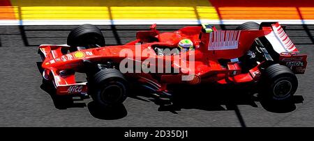 Ferrari Felipe Massa auf dem Weg zum Grand Prix von Europa in Valencia, Spanien. Stockfoto