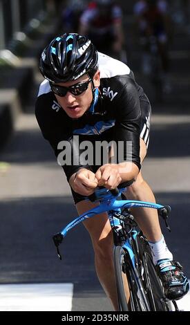 Team Sky's Geraint Thomas von den Zügen Großbritanniens auf dem Kurs der Eröffnungsetappe während des Tour de France Vorbesichtigungstages in Rotterdam vor dem Rennen, das am Samstag beginnt. Stockfoto