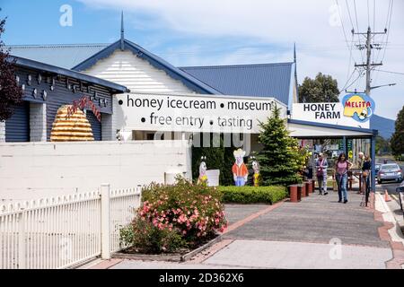 TASMANIEN, AUSTRALIEN - 18. Dez 2019: Melita verfügt über eine Vielzahl von Honigprodukten, die größer waren als andere Honigmärkte in Launceston. Stockfoto