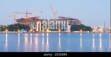 Fußballstadion im Bau in Sankt Petersburg. Stockfoto
