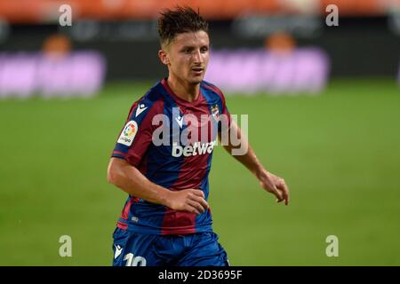 Valencia, Spanien. September 2020. Enis Bardhi von Levante beim La Liga Spiel zwischen Valencia CF und Levante UD spielte am 13. September 2020 im Mestalla Stadion in Valencia, Spanien. (Foto von PRESSINPHOTO) Credit: Pro Shots/Alamy Live News Stockfoto