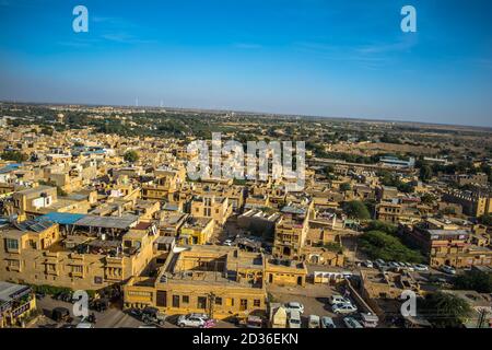 Jaisalmer Blick auf die Stadt von Jaisalmer Fort befindet sich in der Stadt Jaisalmer, im indischen Bundesstaat Rajasthan Stockfoto