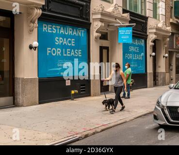 Verkaufsfläche zur Miete in New York während der COVID-19-Pandemie am Donnerstag, 1. Oktober 2020. (© Richard B. Levine) Stockfoto