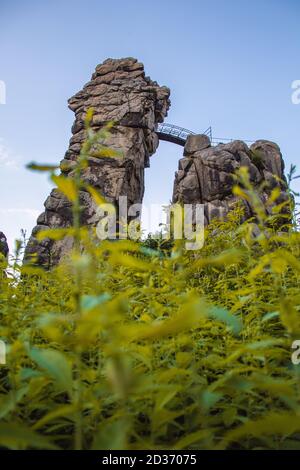 Externsteine. Sandsteinfelsen im Teutoburger Wald, Nordrhein-Westfalen, Deutschland Stockfoto