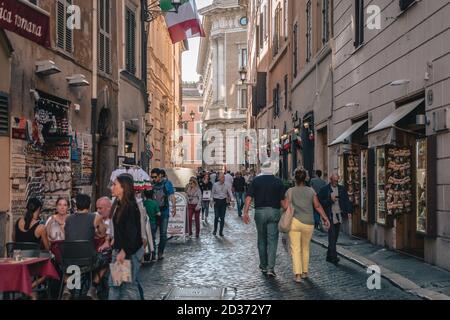 ROM, ITALIEN - 01. Sep 2020: Die atemberaubende klassische Architektur Italiens, eingefangen in Pisa, Rom und Florenz. Stockfoto