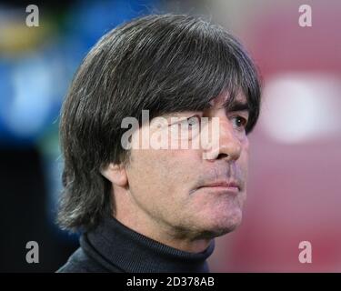 Köln, Deutschland. Oktober 2020. Bundestrainer Joachim Jogi Loew (Deutschland) vor dem Spiel. GES./Fussball/Testspiel: Deutschland - Tuerkei, 07.10.2020 Fußball: Testmatch: Deutschland gegen Türkei Köln, 7. Oktober 2020 Quelle: dpa/Alamy Live News Stockfoto