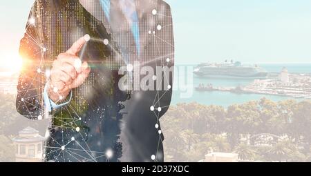 Business-Mann mit doppelter Exposition mit Verbindung zwischen Geschäft und Umwelt. Geschäfts-, Finanz- und Technologiekonzept. Gemischte Medien Stockfoto