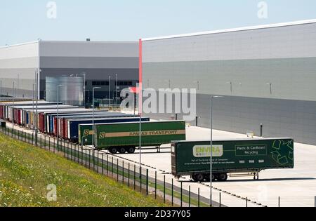 Neues Beispiel moderner Logistik-Drehscheibe Stockfoto