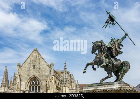 Statue von Wilhelm dem Eroberer in seiner Heimatstadt Falaise Stockfoto