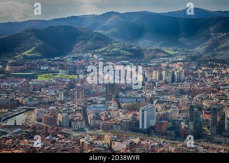 Blick auf Bilbao vom Berg Artxanda, Spanien Stockfoto