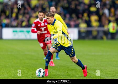 Brondby, Dänemark. März 2020. Simon Hedlund (27) von Broendby, WENN er während des 3F Superliga-Spiels zwischen Broendby IF und Lyngby Boldklub im Brondby Stadium gesehen wird. (Foto: Gonzales Photo - Thomas Rasmussen). Stockfoto