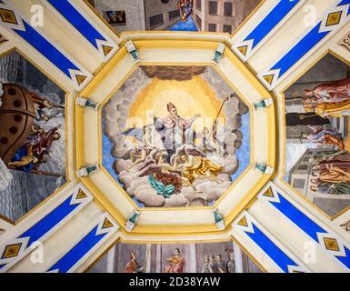 Saint Nicolas de Véroce (Haute Savoie, Frankreich) : Kirche Saint Nicolas, Gewölbedecke von den Brüdern Avondo (1856) Stockfoto