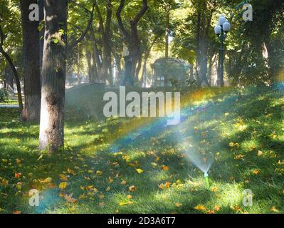 (201008) --TASCHKENT, 8. Oktober 2020 (Xinhua) -- das Foto vom 2. Oktober 2020 zeigt eine Herbstansicht von Taschkent, Usbekistan. (Foto von Zafar Khalilov/Xinhua) Stockfoto