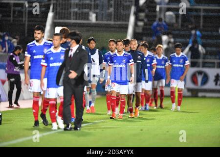 Yokohama F. Marinos Spieler sehen nach dem Verlust der J. League YBC Levain Cup Halbfinale Fußballspiel zwischen Yokohama F. Marinos 0-1 Kashiwa Reysol im NHK Spring Mitsuzawa Football Stadium am 7. Oktober 2020 in Yokohama, Kanagawa, Japan niedergeschlagen. Quelle: AFLO/Alamy Live News Stockfoto