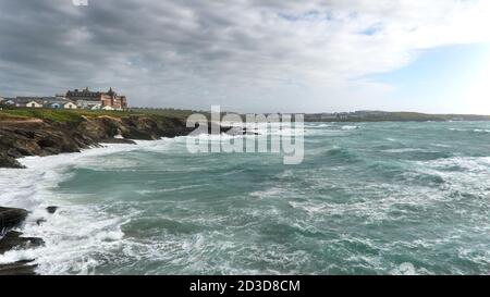 Ein Panoramablick über Little Fistral und Fistral Bay in Newquay in Cornwall. Stockfoto