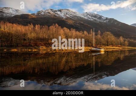 Loch Leven in der Nähe von Kinlochleven, Lochaber, Scottish Highlands, Schottland. Winter (Februar 2020) Stockfoto