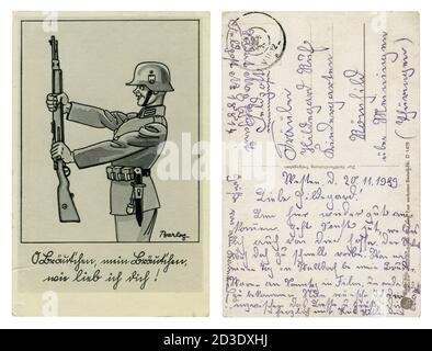 Deutsche historische Postkarte: Lächelnder Wehrmachtsoldat, mit Karabiner 98k in voller Ausrüstung, Stahlhelm, satirische Serie, Künstler Barlog, Deutschland, 1939 Stockfoto