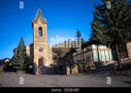 Urtx Kirche, Cerdanya. Stockfoto